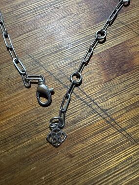 Kendra Scott Silver-Tone Paperclip Chain Necklace with Clover Pendant